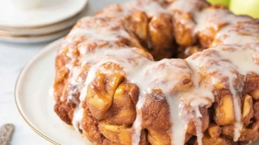 Caramel Apple Monkey Bread