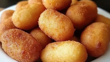 Easy Homemade Corn Dog Bites